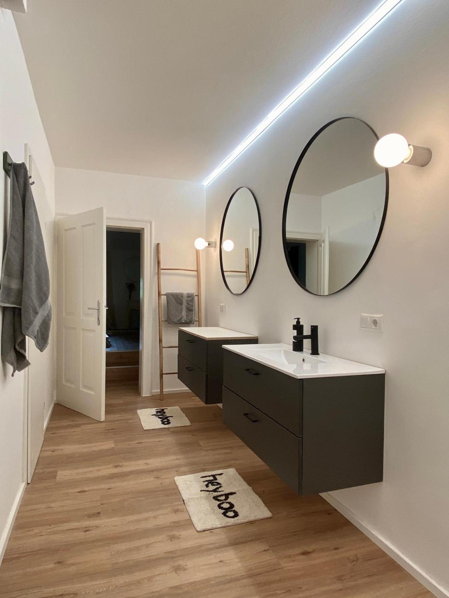 Baeckerhaus - Wohnung Mit Pool Und Garten Gmunden Buitenkant foto